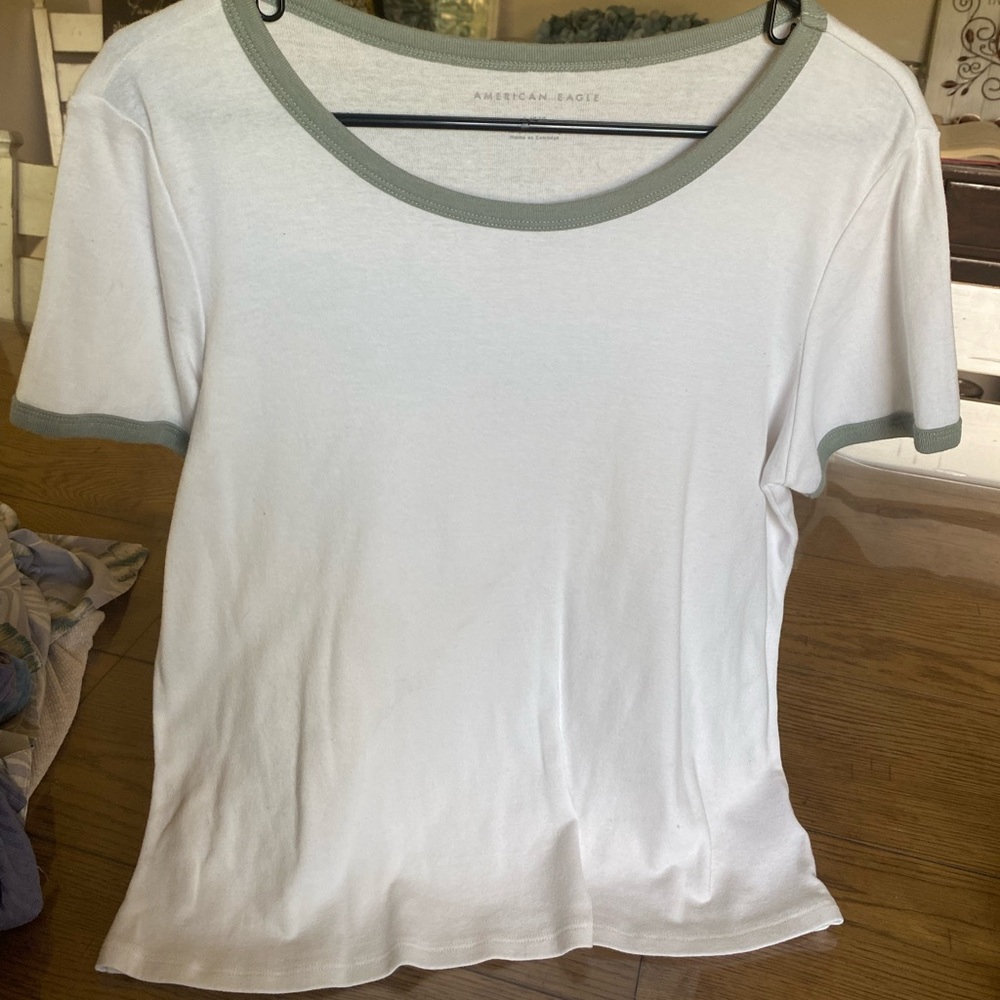 American Eagle shirt never worn